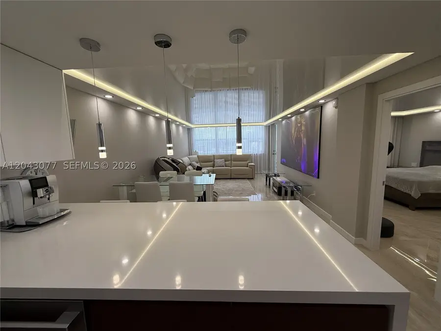 1849 S Ocean Dr #PH5, Hallandale Beach, FL 33009 - #2
