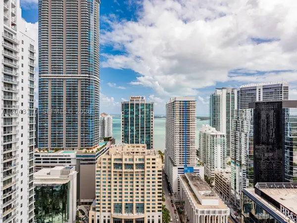 1080 Brickell Ave #1509, Miami, FL 33131