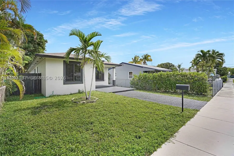 222 SW 3rd Ter, Dania Beach, FL 33004 - #2