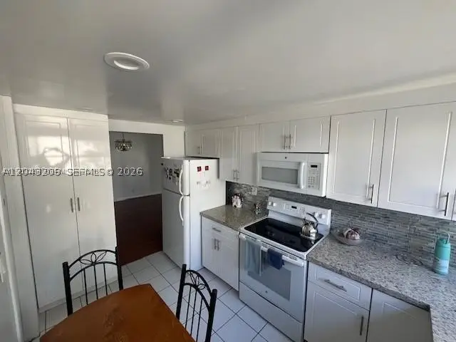 Address Withheld By Seller, Miami, FL 33179 - #1