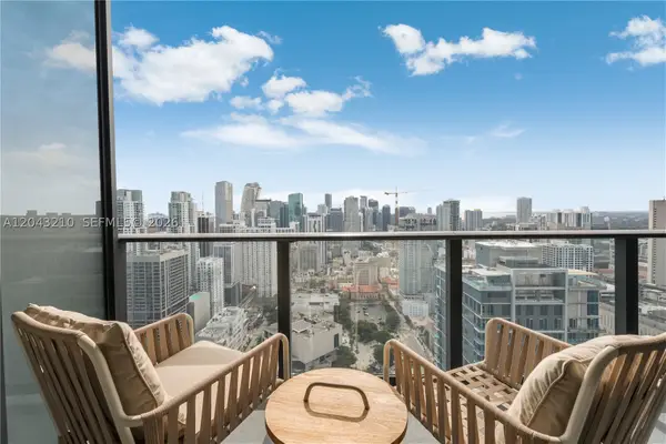 159 NE 6th St #4212, Miami, FL 33132