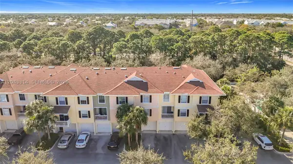 125 Galicia Way #204, Jupiter, FL 33458