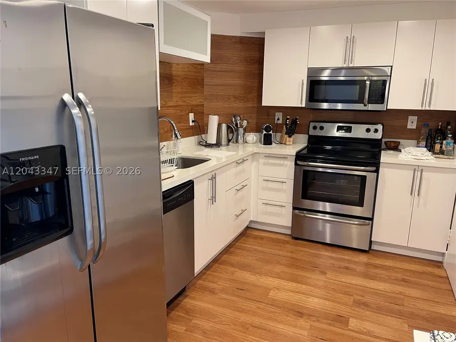 500 Bayview Dr #1719, Sunny Isles Beach, FL 33160 - #2