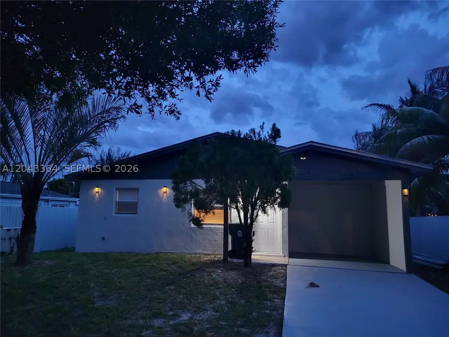 96 Caroline Dr, West Palm Beach, FL 33415 - #3