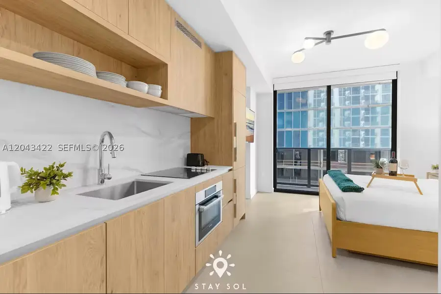 11 NE 6th St #1606, Miami, FL 33132 - #2