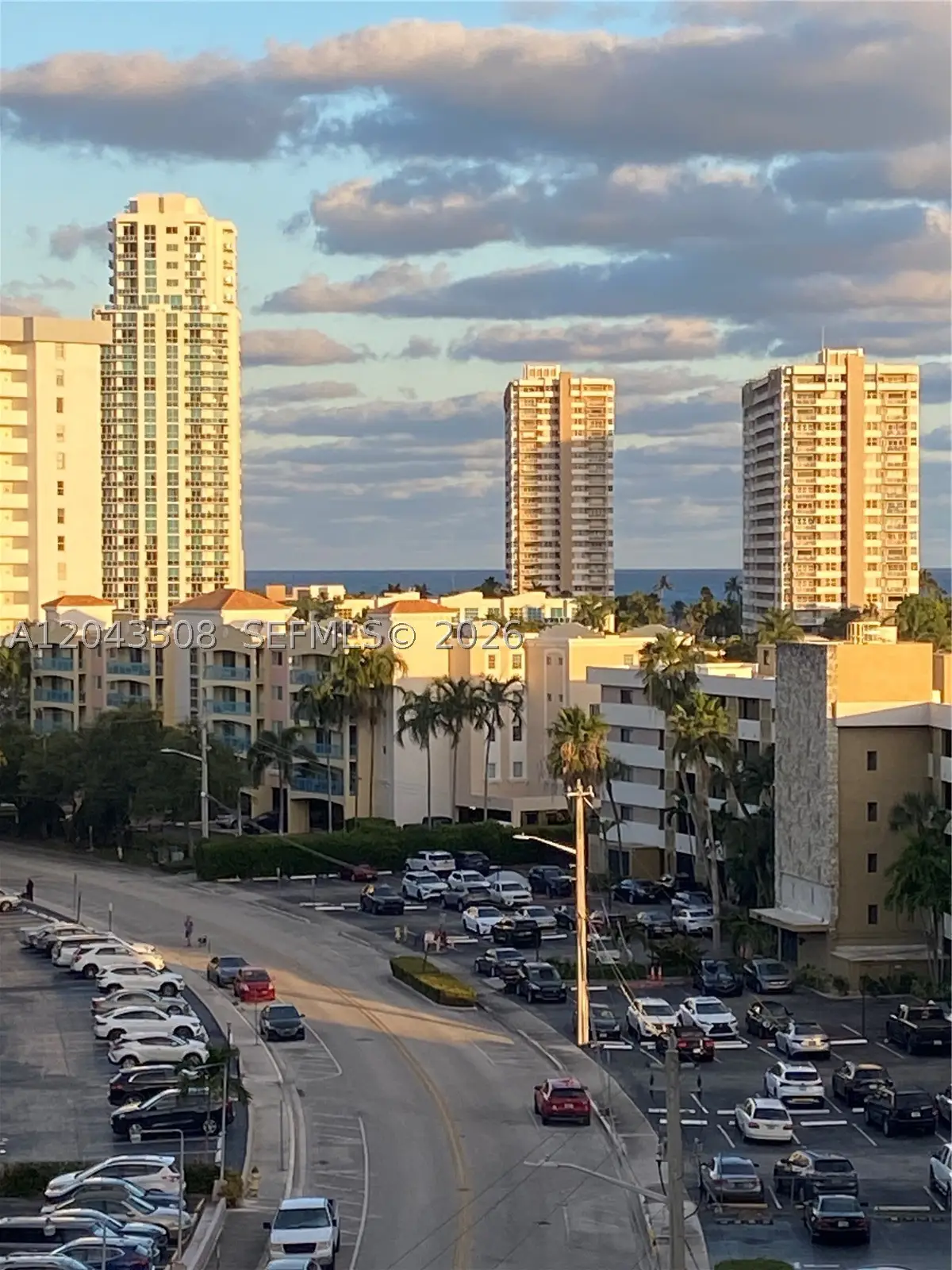 401 Golden Isles Dr #813, Hallandale Beach, FL 33009 - #1