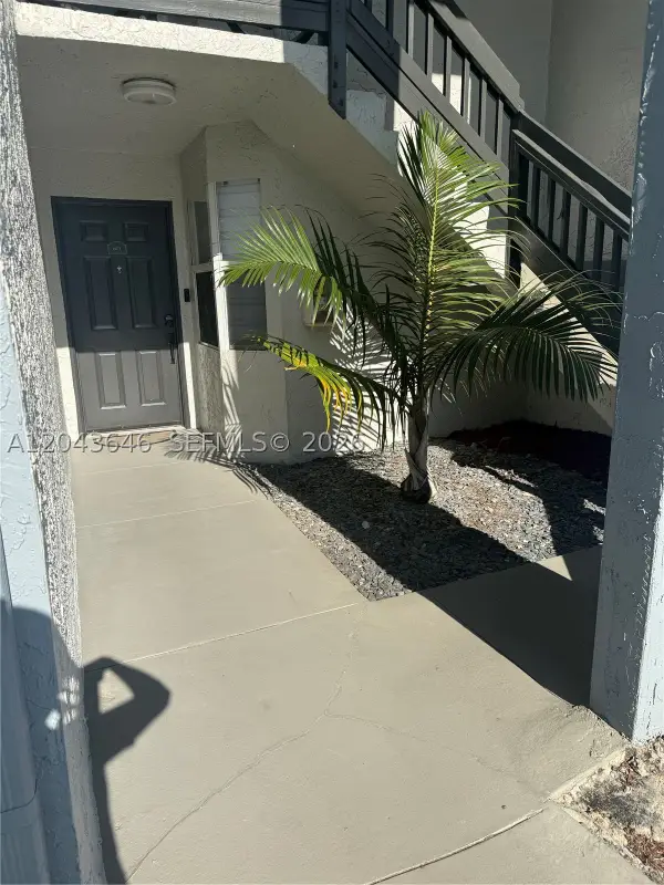 601 SW 113th Way #601, Pembroke Pines, FL 33025