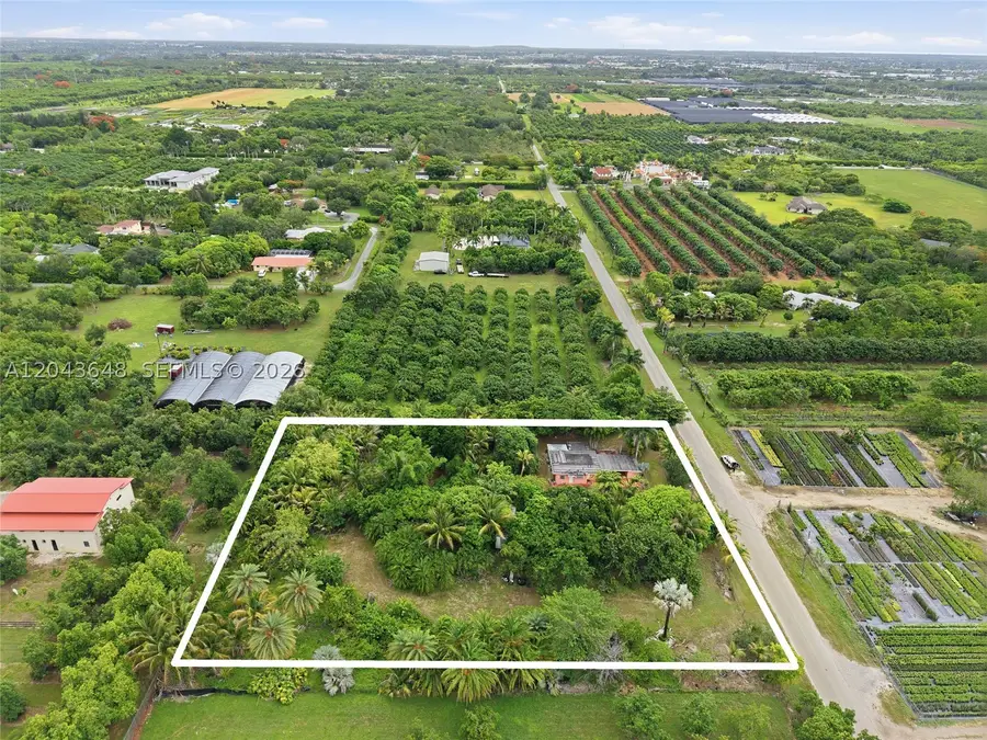 15401 SW 240th St, Homestead, FL 33032 - #2