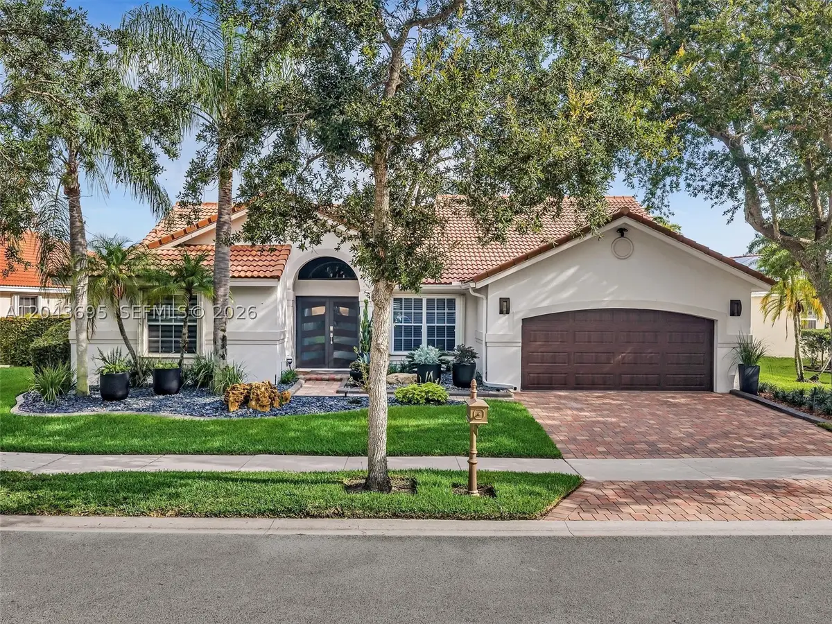 639 Verona Pl, Weston, FL 33326 - #1