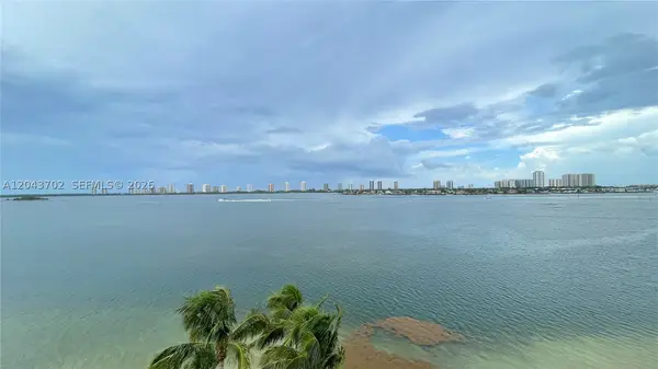 401 Lake Shore Dr #801, Lake Park, FL 33403