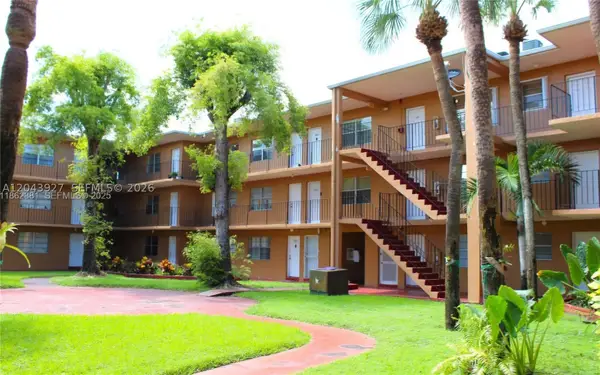 1230 W 54th St #218A, Hialeah, FL 33012
