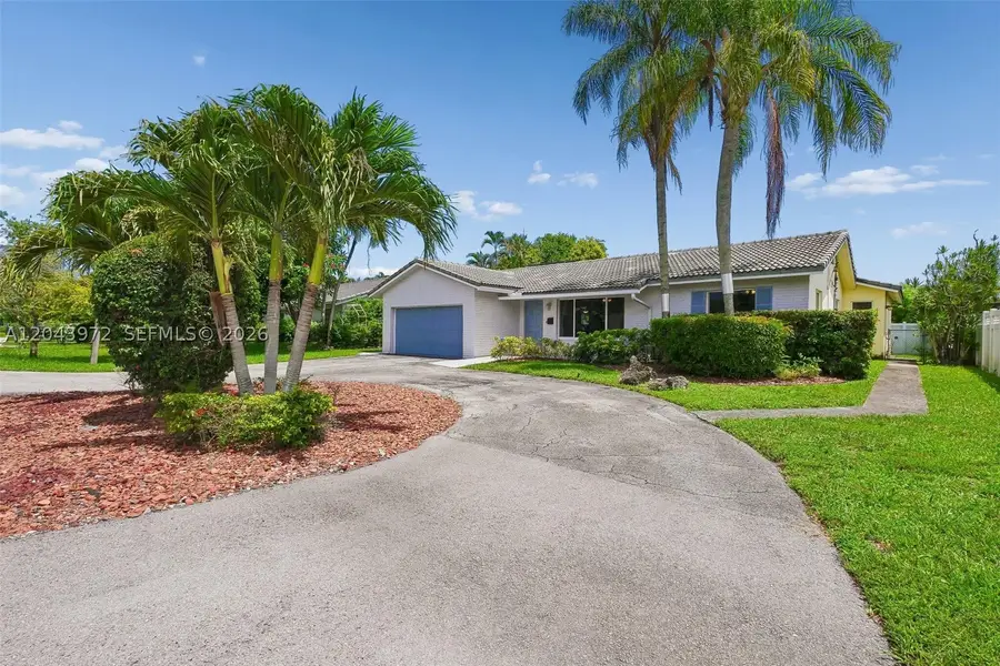 7506 NW 42nd St, Coral Springs, FL 33065 - #2