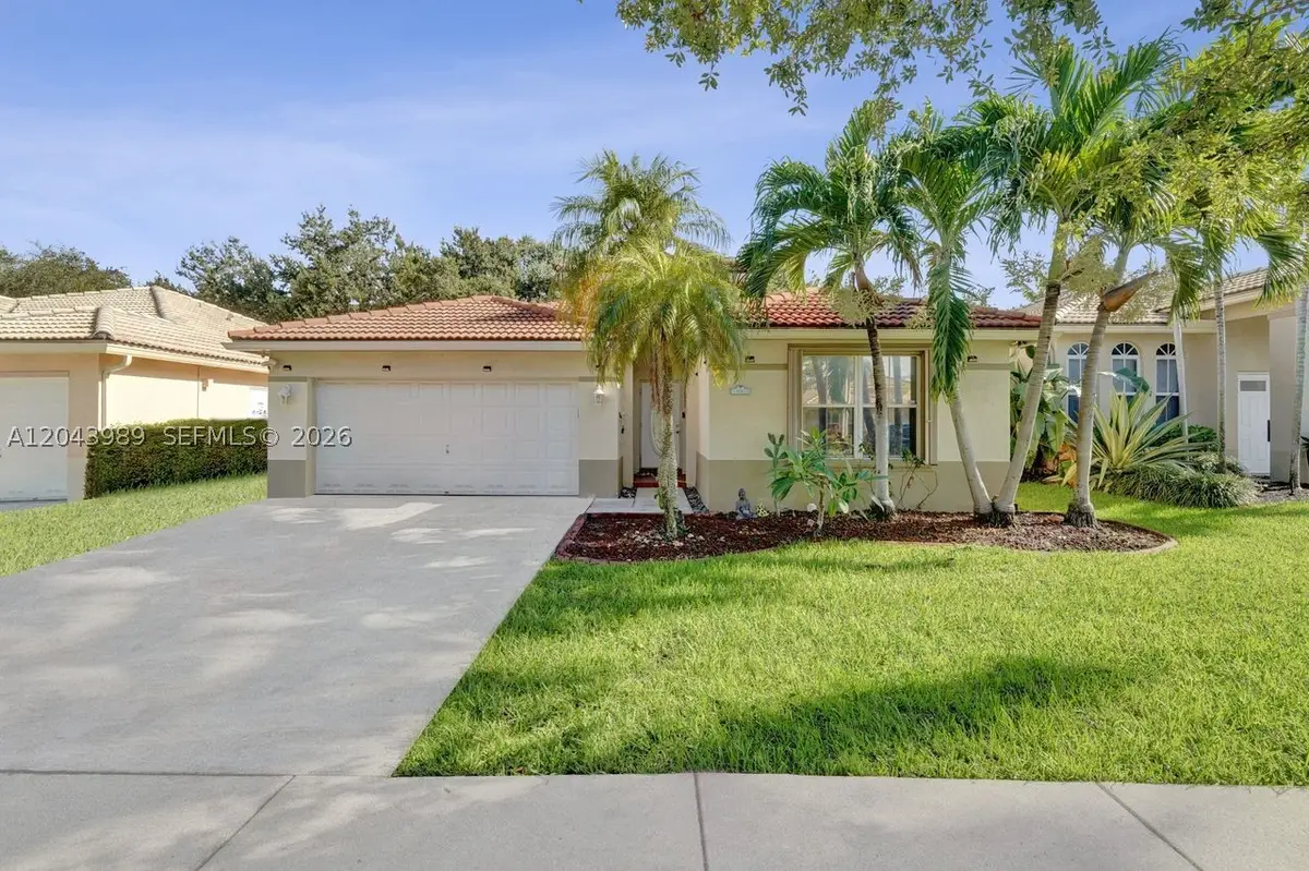 14003 N Cypress Cove Cir, Davie, FL 33325 - #1