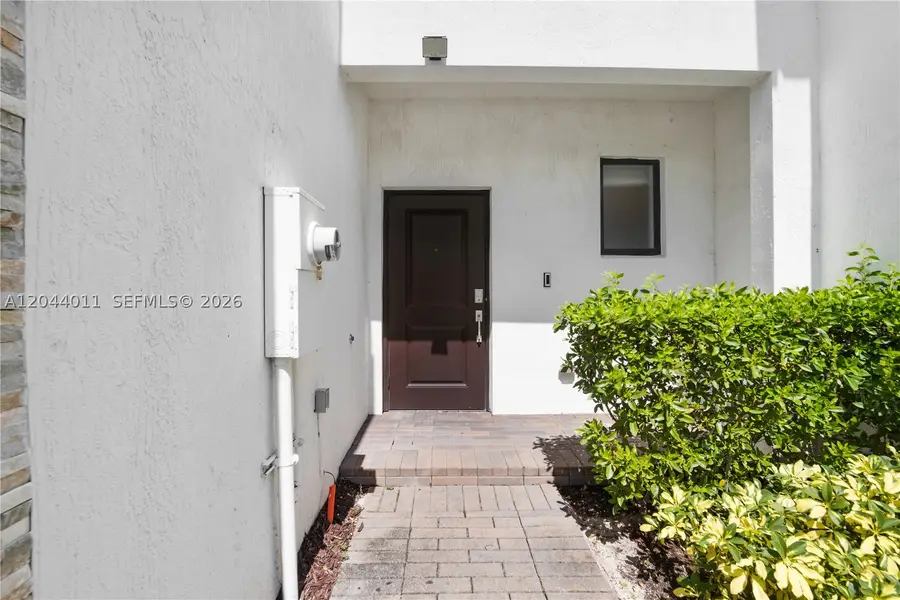 20610 NE 5th Pl, Miami, FL 33179 - #2