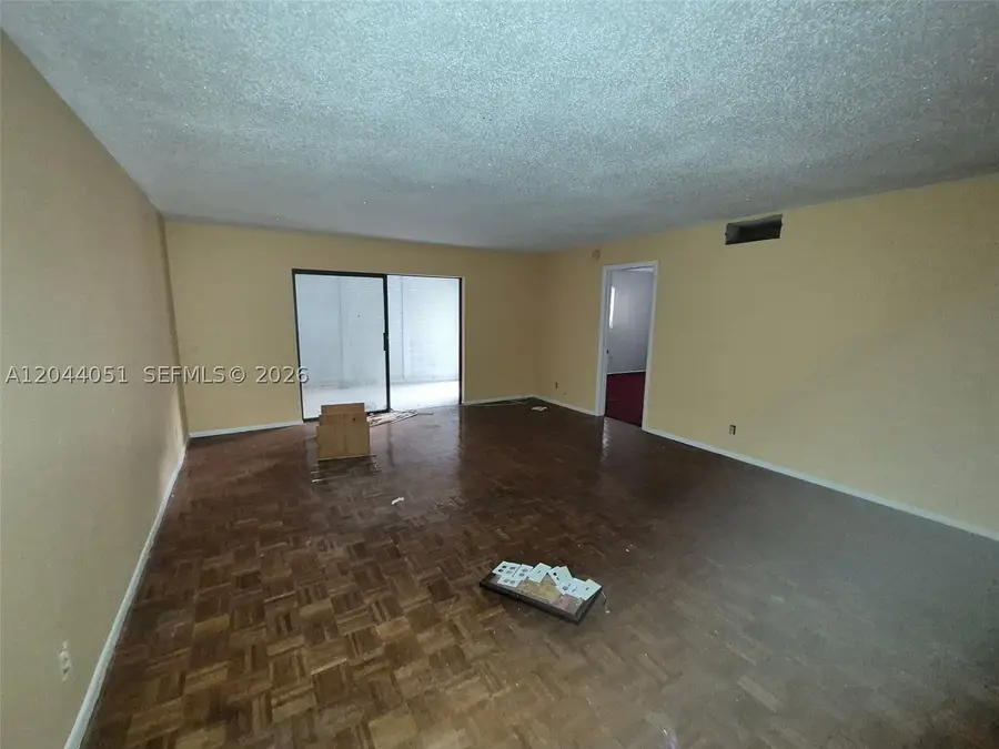3940 NW 42nd Ave #122, Lauderdale Lakes, FL 33319 - #2