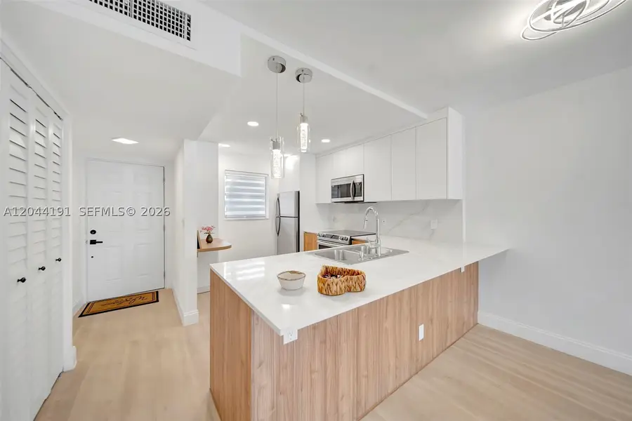 3100 Holiday Springs Blvd #111, Margate, FL 33063 - #3