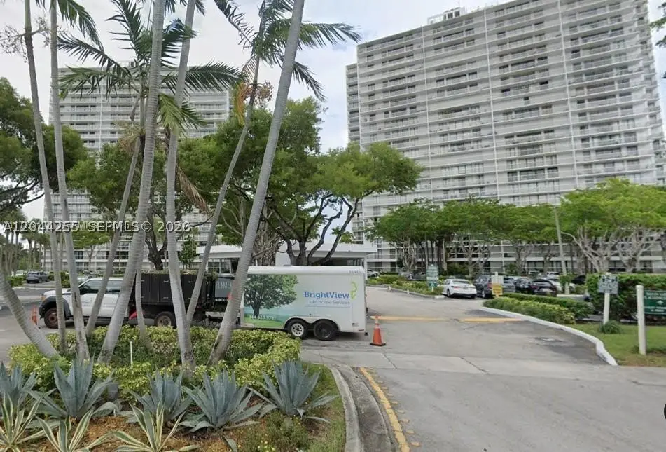 3701 N Country Club Dr #207, Aventura, FL 33180 - #1