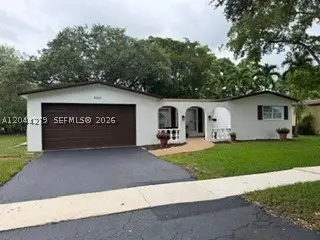 9301 SW 54th St, Cooper City, FL 33328