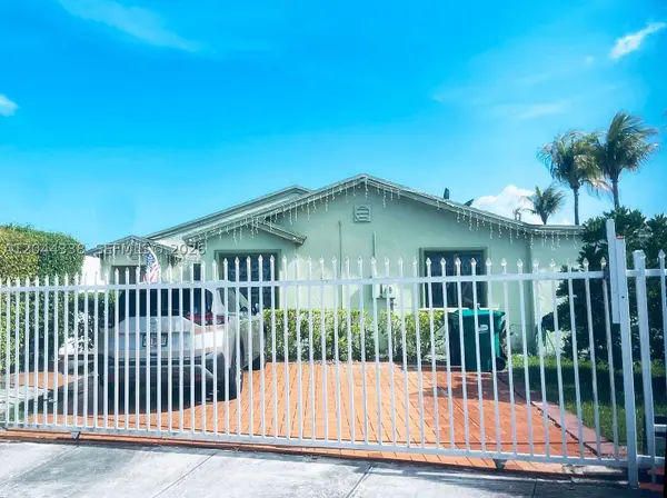Address Withheld By Seller, Miami, FL 33157