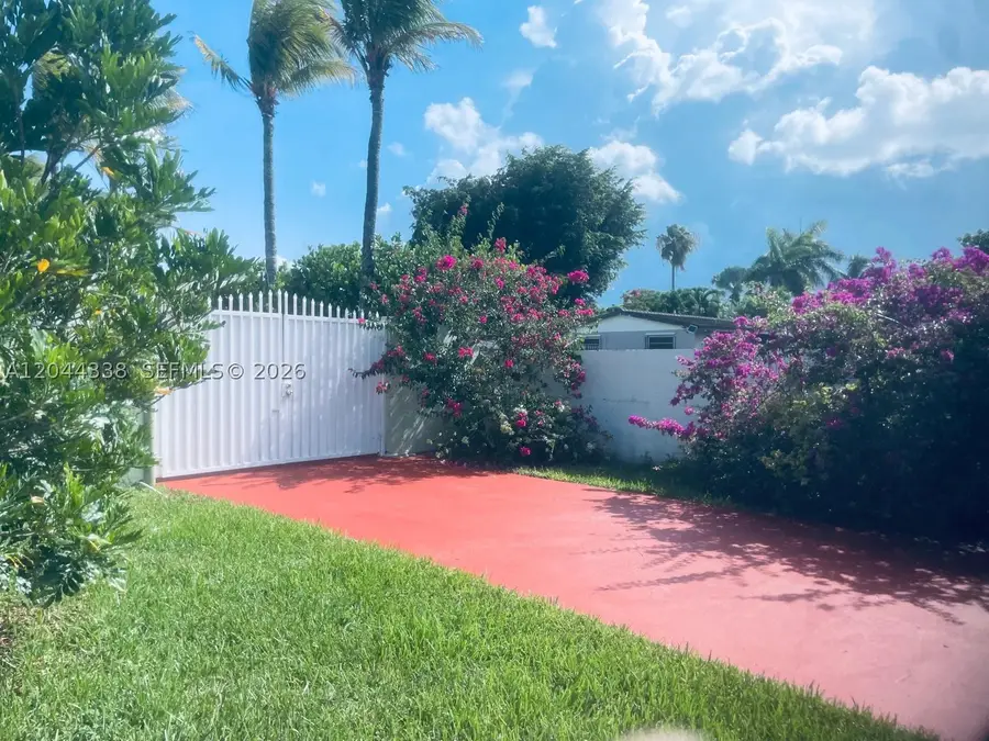 Address Withheld By Seller, Miami, FL 33157 - #2