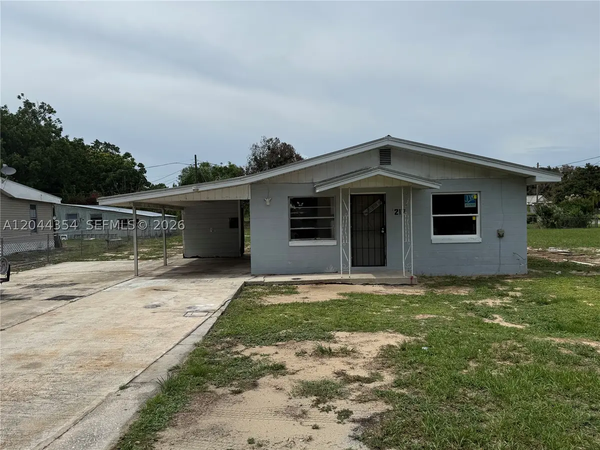 217 Palmetto St, Lake Placid, FL 33852 - #1