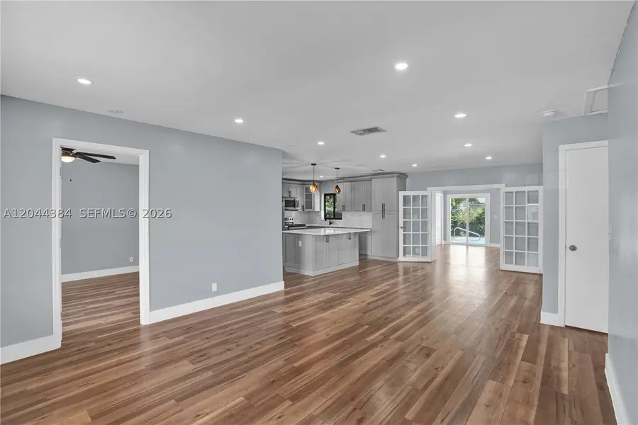 611 SW 76th Ter, North Lauderdale, FL 33068 - #3