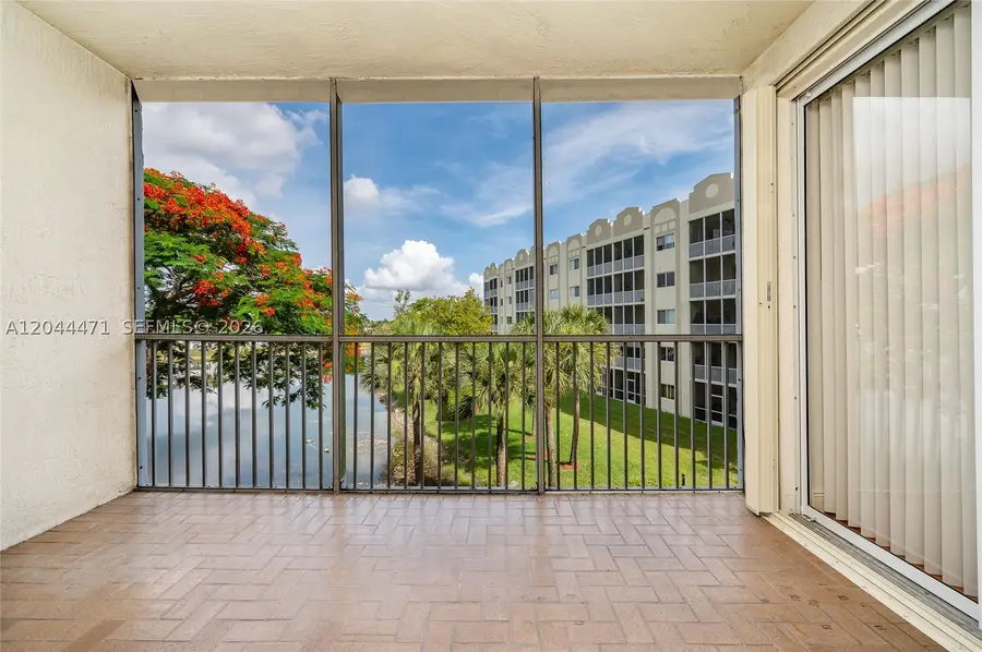 10750 NW 66th St #312, Doral, FL 33178 - #2
