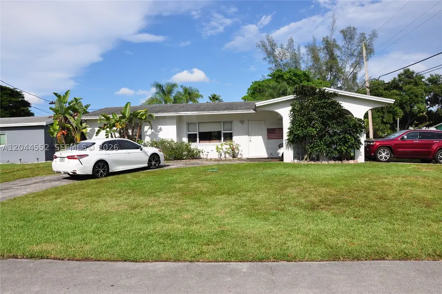 5630 SW 55th Ave, Davie, FL 33314 - #2