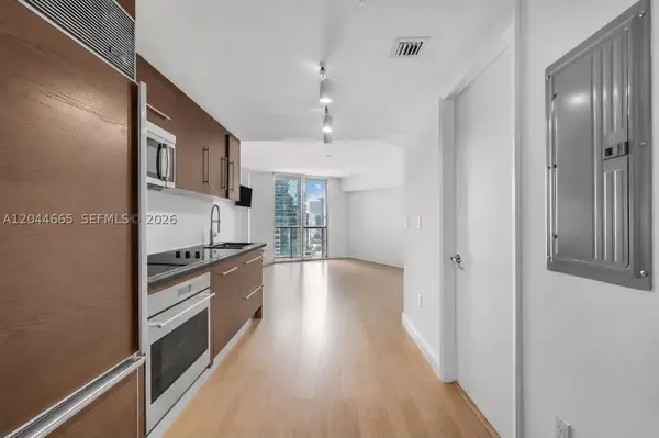 475 Brickell Ave #2508, Miami, FL 33131