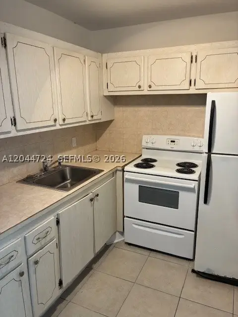 306 Norwich M #306, West Palm Beach, FL 33417 - #3