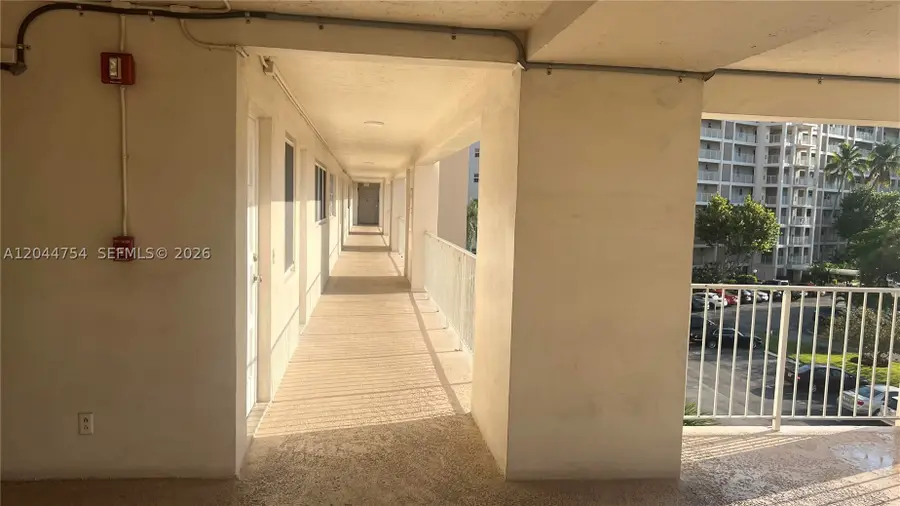 2901 S Palm Aire Dr #408, Pompano Beach, FL 33069 - #2