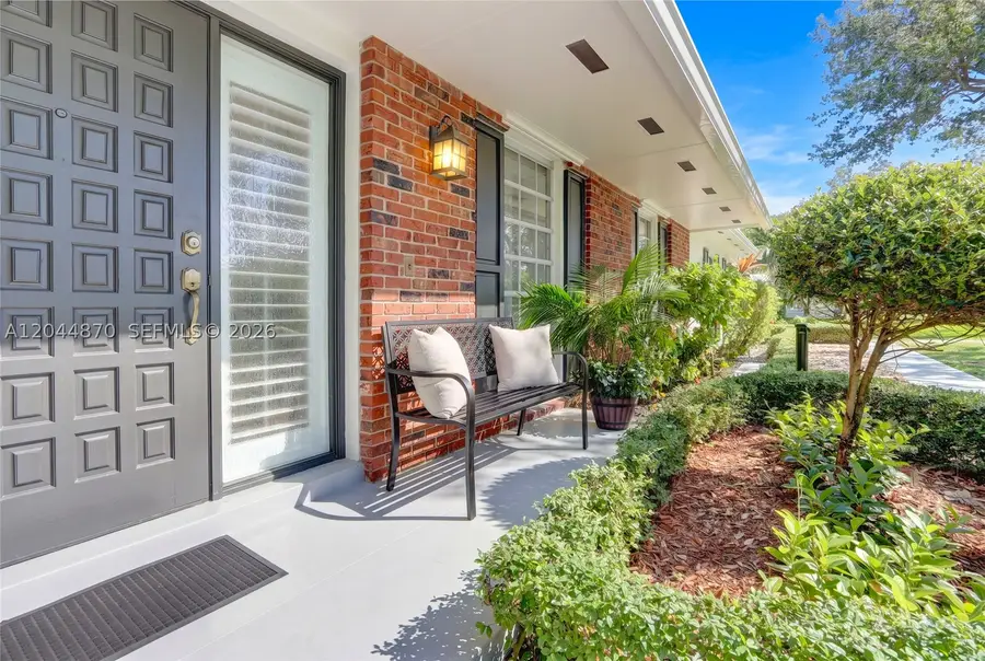 7520 SW 164th St, Palmetto Bay, FL 33157 - #3