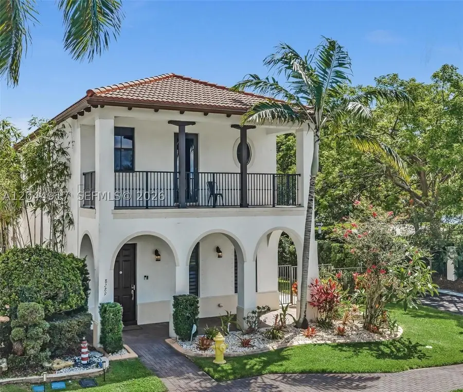 8289 NW 38th St, Cooper City, FL 33024 - #2