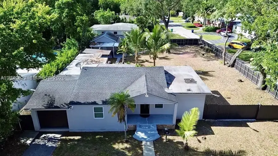 947 NE 149th St, Miami, FL 33161 - #2