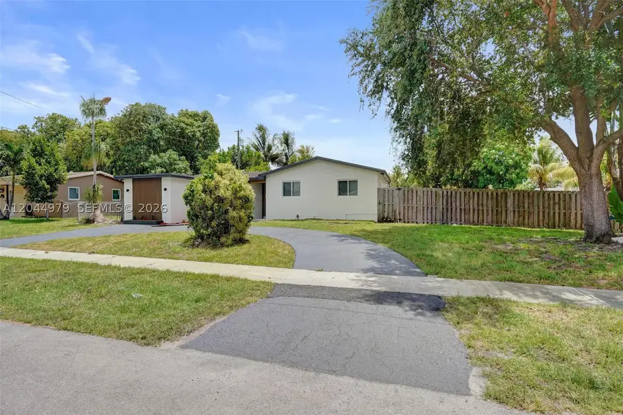 211 SW 64th Ave, Pembroke Pines, FL 33023 - #3
