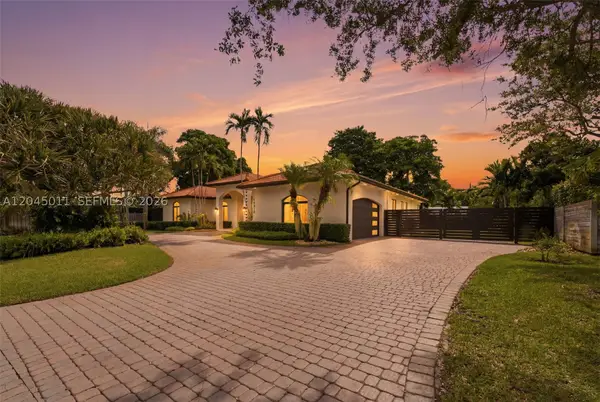 16615 SW 82nd Ct, Palmetto Bay, FL 33157