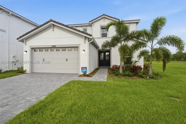 13895 Spruce Pine Dr, Westlake, FL 33470