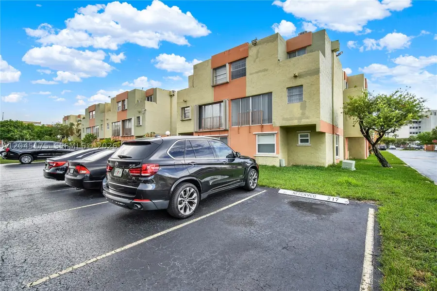 9390 W Flagler St #218F, Miami, FL 33174 - #3