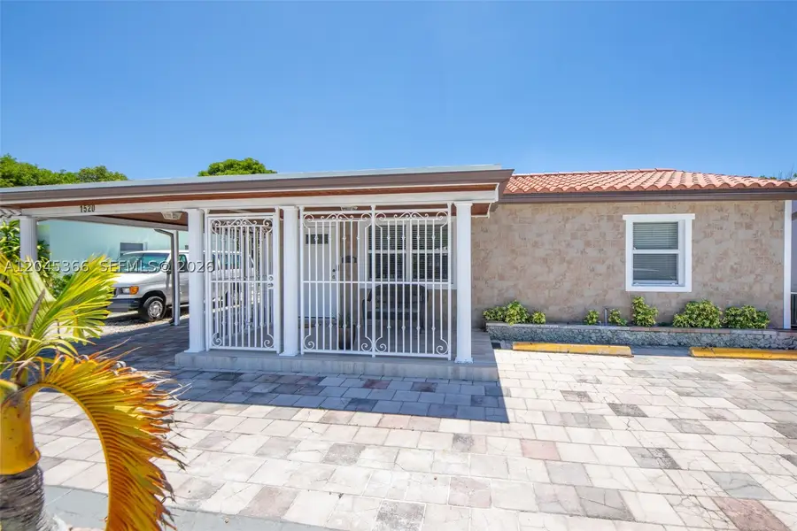 1520 N Andrews Ave, Fort Lauderdale, FL 33311 - #2