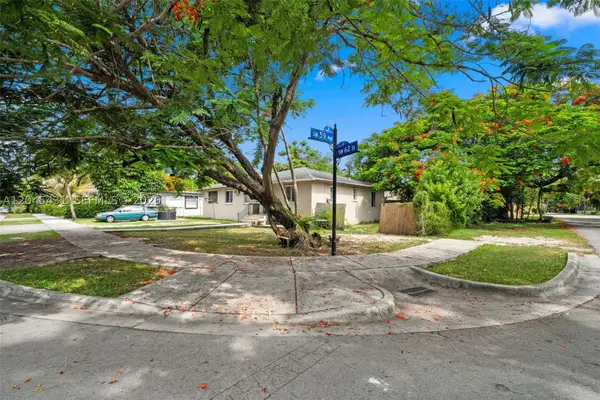 5901 SW 62nd St, Miami, FL 33143