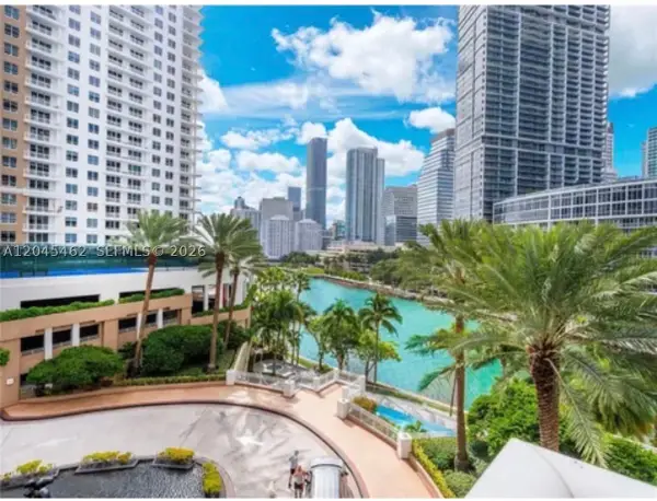 901 Brickell Key Blvd #702, Miami, FL 33131