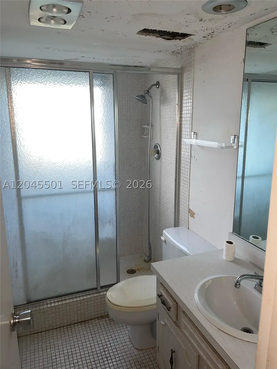 3090 N Course Dr #401, Pompano Beach, FL 33069 - #3
