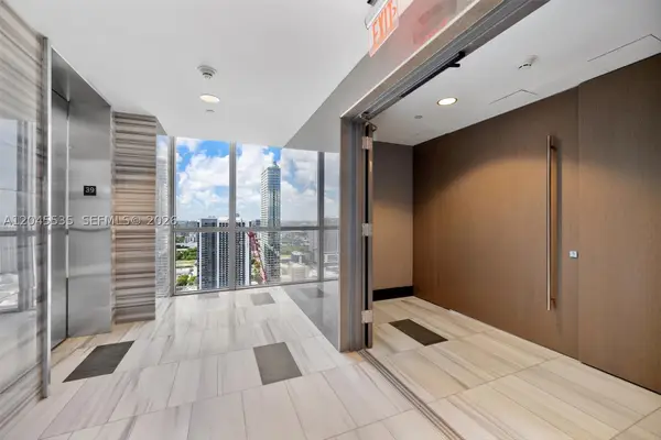 1100 Biscayne Blvd #3906, Miami, FL 33132