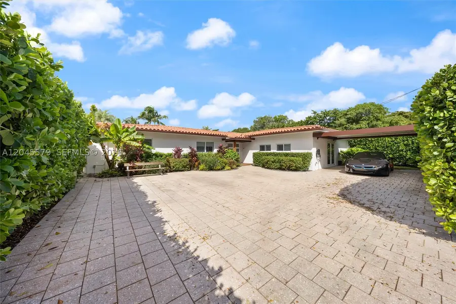 12944 Banyan Rd, North Miami, FL 33181 - #2