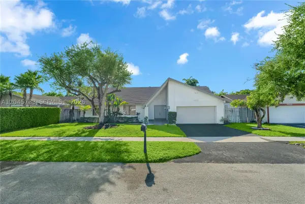 Address Withheld By Seller, Miami, FL 33186