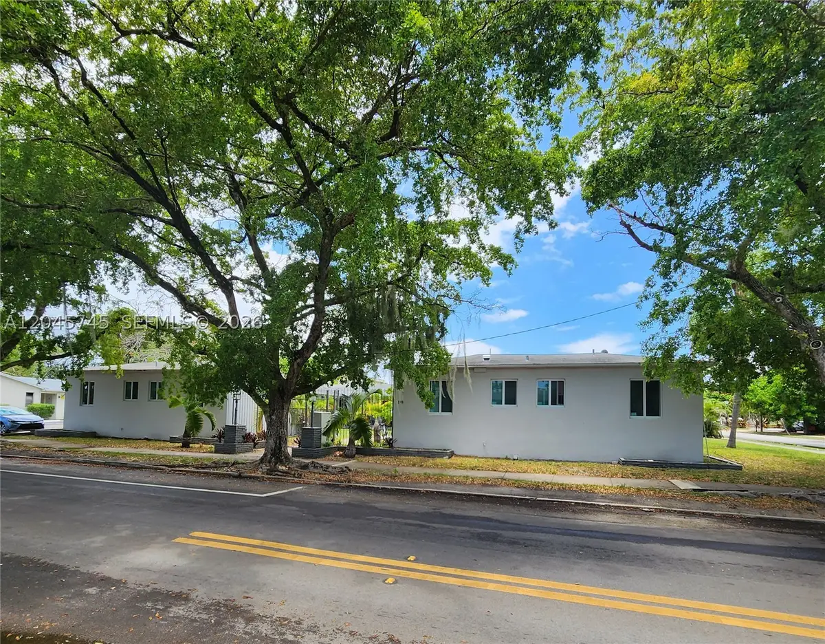 2000 Washington St, Hollywood, FL 33020 - #1