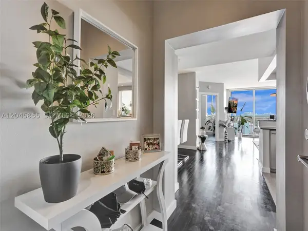 3020 NE 32nd Ave #925, Fort Lauderdale, FL 33308
