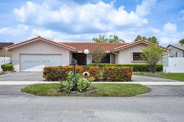 520 NW 132nd Ct, Miami, FL 33182