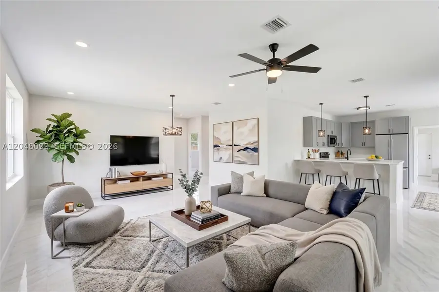 211 NW 14th Ct, Dania Beach, FL 33004 - #3