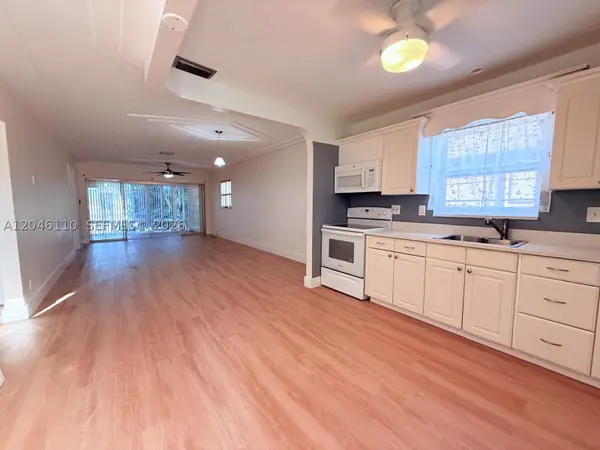 2832 Fillmore St #20, Hollywood, FL 33020